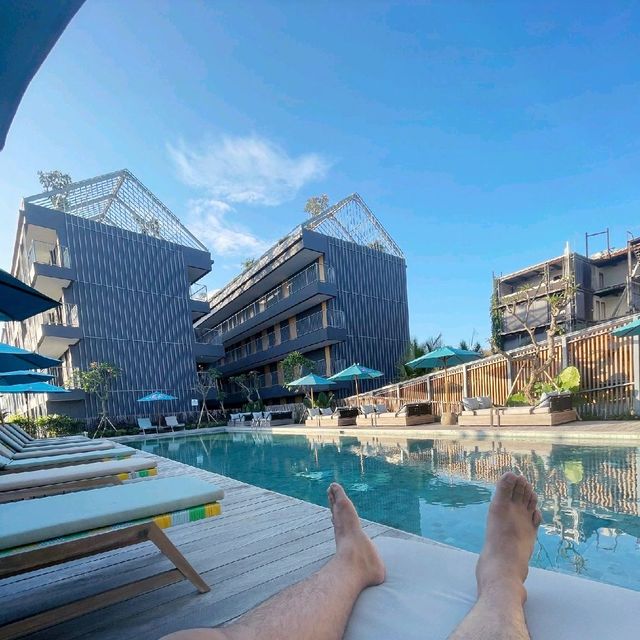 Amazing infinity pool near Berawa Beach