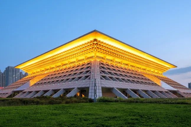 Family-friendly Hotels in Zhongmu