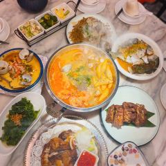 YAN JIANG HAINAN CUISINE User Photo