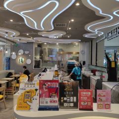 Manjitianpin (guotaiguangchang'er) User Photo