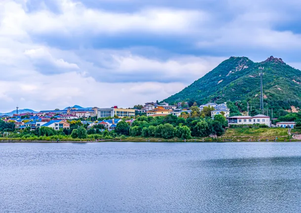 톈산 공원 주변 호텔