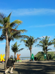 Pantai Akkarena Tanjung Bunga