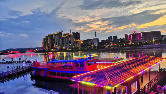 Night Tour of Dongjiang Bay