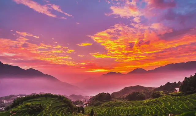 Sea of Clouds in Lishui