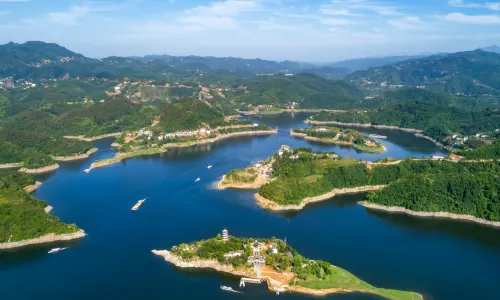 Yinhu Lake Scenic Spot