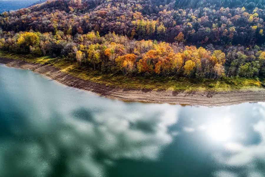 Kanayama Lake