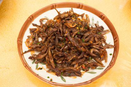 罗浮山食为先菜馆