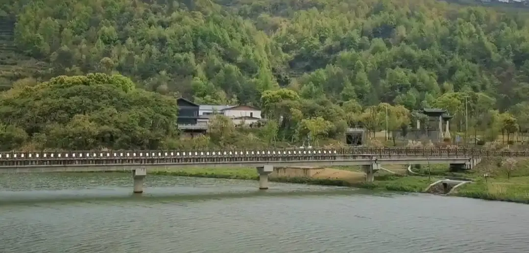 신창 좌우촌 주변 호텔