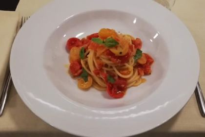 San Frediano Bar & Restaurant by “UNA cucina”