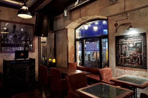 Facktory Bar & Hookah