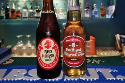 Wave Bar & Lounge at Henann Regency Resort & Spa