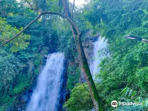 Cinulang Waterfalll