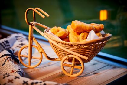 乌兰布统草原乌兰野宿·景观餐厅