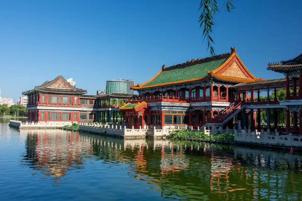 1_Longtan Park