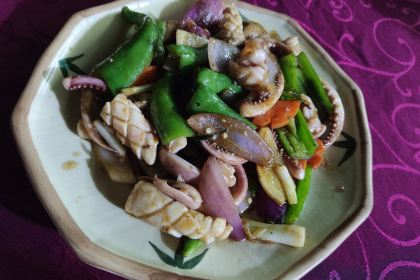 Qiao xiang zui xian lou