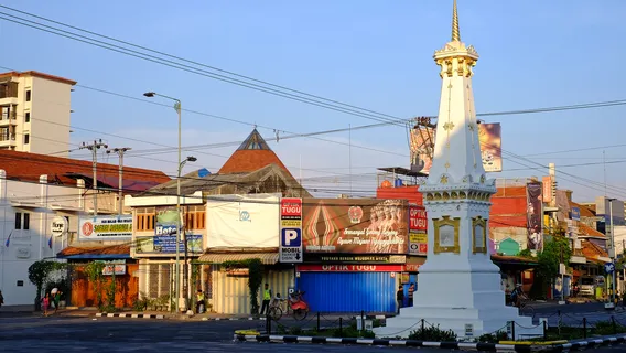 Tugu Yogyakarta Monument
