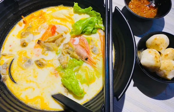鮮濃魚湯粉