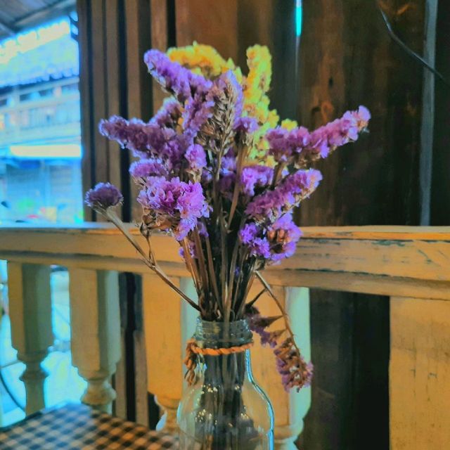 คาเฟ่น่ารักในเมืองคนสวย
