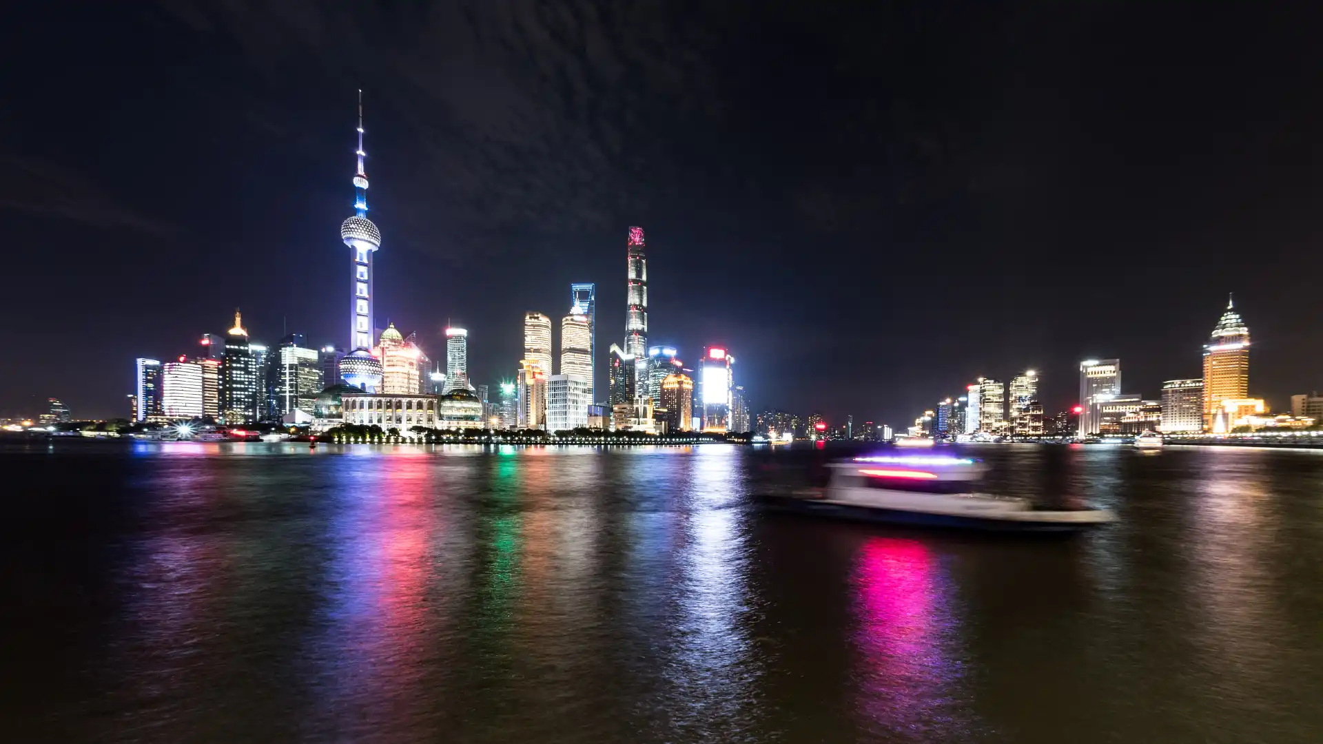 Hotels near Huangpu River Cruise(Shiliupu Pier)