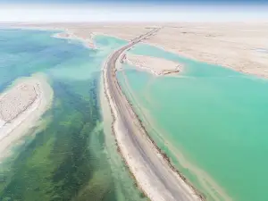 West Taijinar Lake