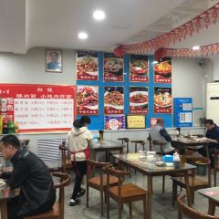 Baiwahongdongsuroushaozi Noodles User Photo