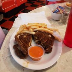 Mel's Hard Luck Diner User Photo