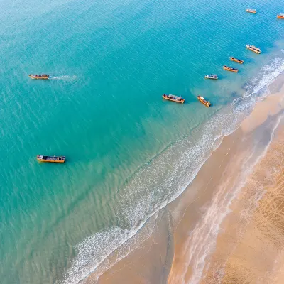 4-звездочные отели в г. Дунсин