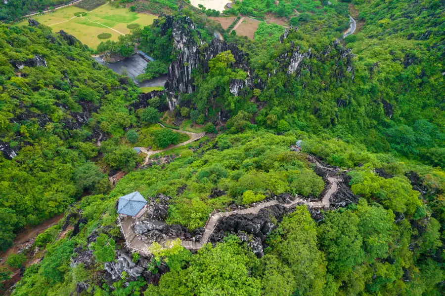 Chunwan Stone Forest