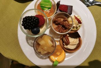 上海靜安香格里拉大飯店·兩咖啡自助餐廳用戶圖片