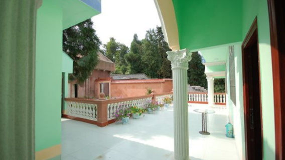 Xianfeng Mountain Resort