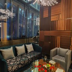 YI LOUNGE User Photo