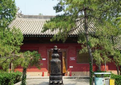 Qinglong Temple (South Gate)