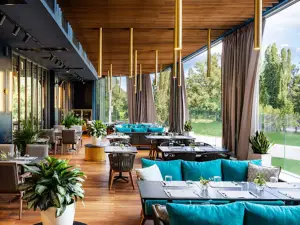 MediTerra Restaurant and Wine bar - Grand Hotel Millennium Sofia