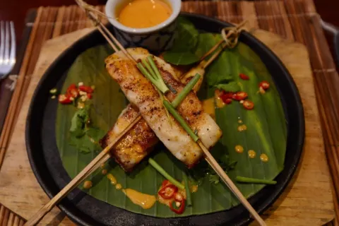 3 Nagas Restaurant