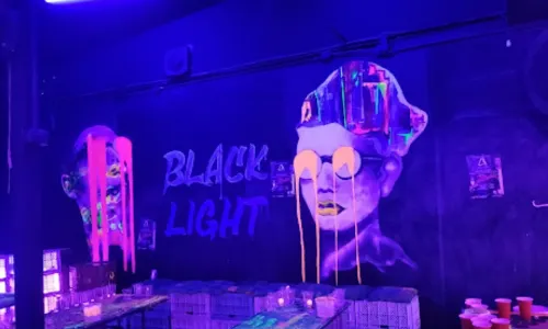 BlackLight CNX