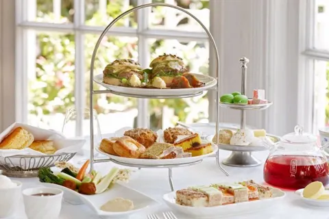 AFTERNOON TEA AT MOUNT NELSON