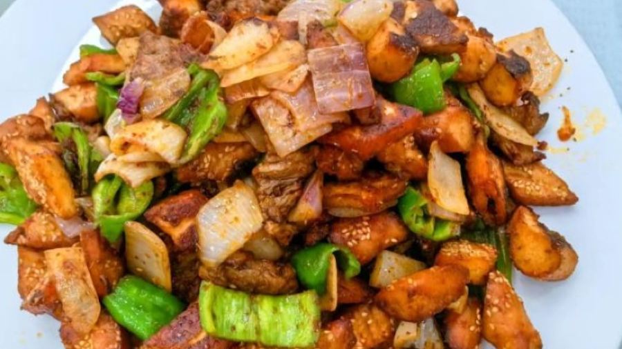 伊乡饭庄(美食街店)