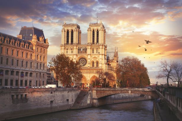 Solnedgangs-sightseeing i Paris