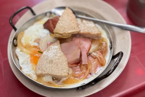 Banh Mi Hoa Ma
