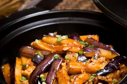 自然悠闲农庄·脆皮烧鸡·山坑鱼