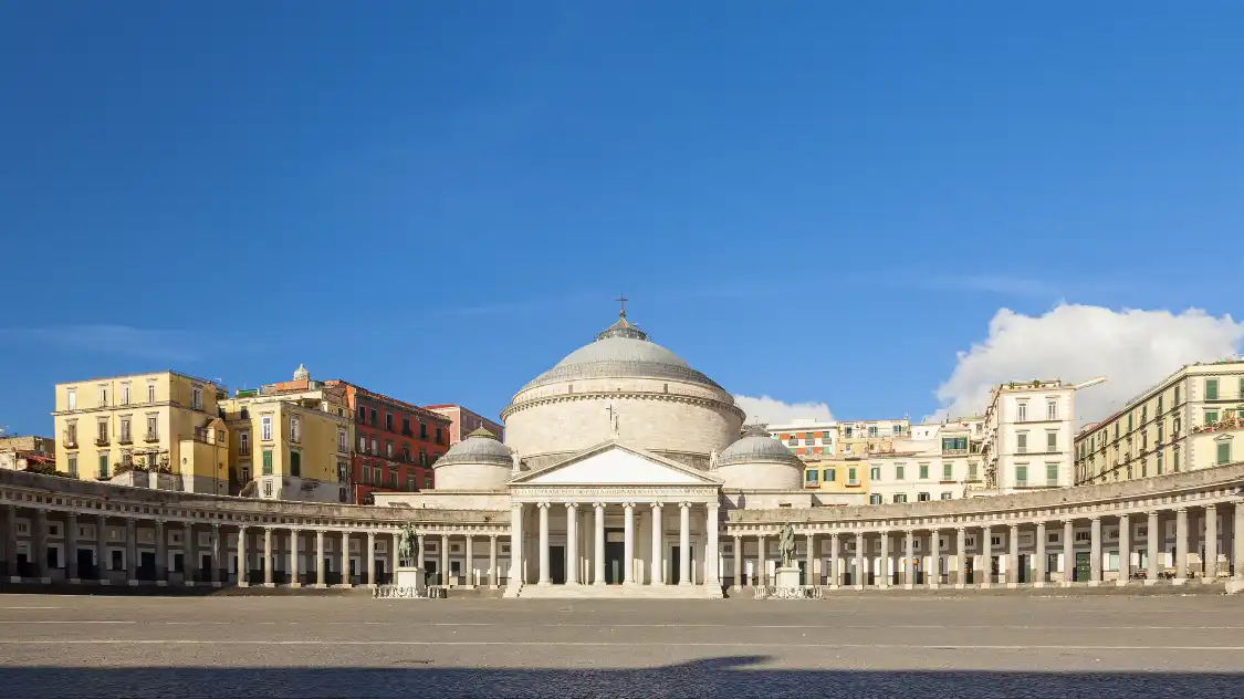 Các khách sạn gần Piazza del Plebiscito
