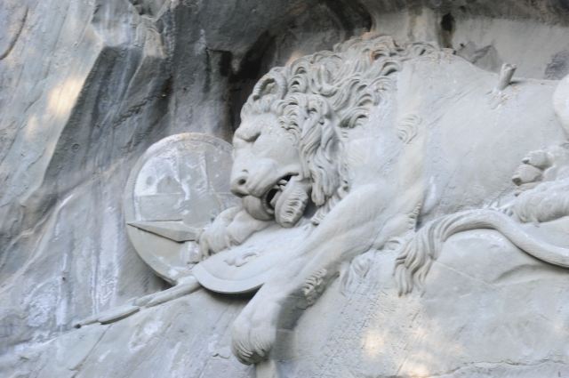Lion Monument