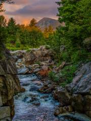 Tianhua Mountain National Forest Park