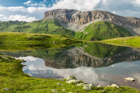 鄰近Grotte de la Chèvre d’Or的酒店