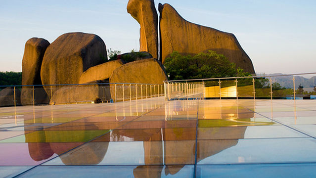 Ape Asking God, Jushi Mountain