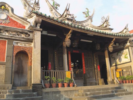 Ba Thien Hau Temple