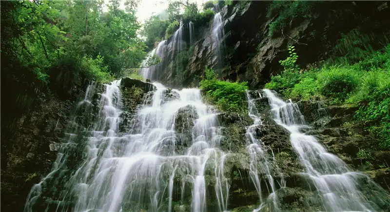 Hoteles cerca de Manghe Eco-Tourism Area