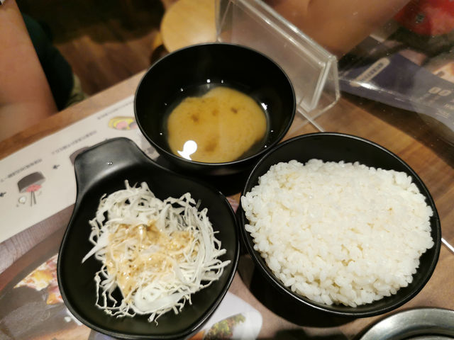 厚福街超人氣 福岡煎牛肉漢堡