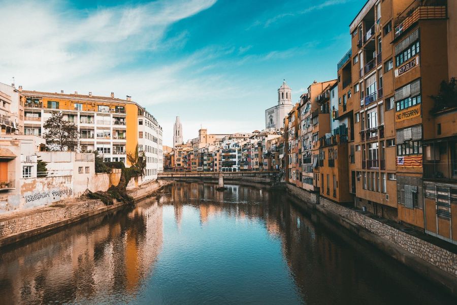 Nottingham to Girona Flights