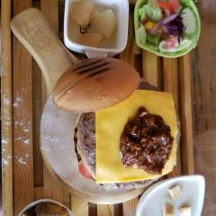 蜂巢膠囊 User Photo